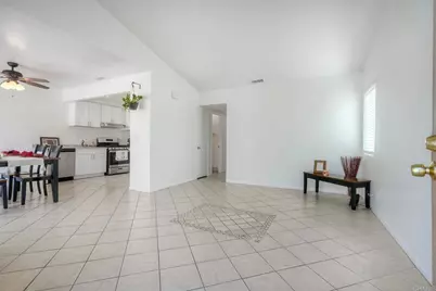 2855 Wanek Rd - J, Escondido, CA 92027 - Photo 5