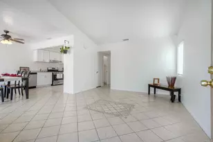 2855 Wanek Rd - J, Escondido, CA 92027 - Photo 5