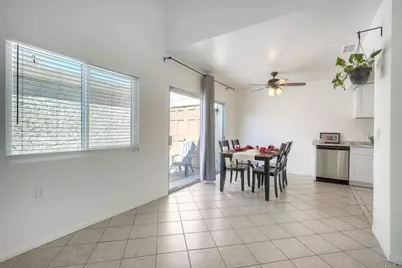 2855 Wanek Rd - J, Escondido, CA 92027 - Photo 11