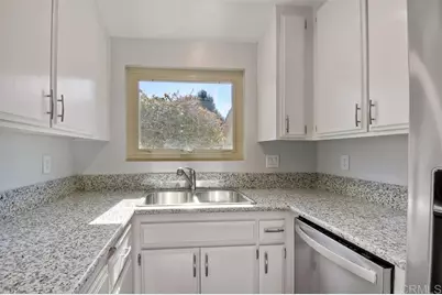 1977 Ursina Place, Encinitas, CA 92024 - Photo 5