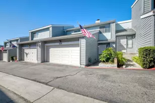 366 Flower Ln, Vista, CA 92083 - Photo 1