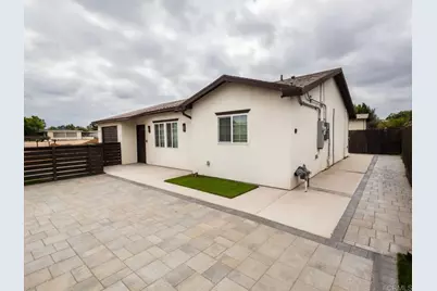 451  455 E Lincoln Avenue, Escondido, CA 92026 - Photo 1