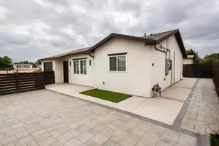 451 455 E Lincoln Ave, Escondido, CA 92026 - Photo 1