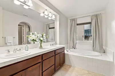 7767 Calle Andar, Carlsbad, CA 92009 - Photo 19
