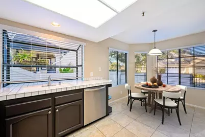 1818 Spyglass Circle, Vista, CA 92081 - Photo 15