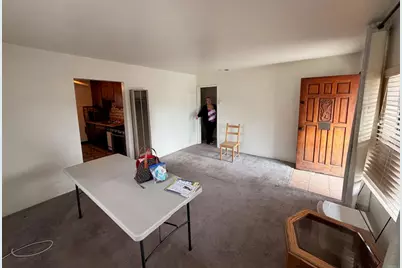 927 E Lincoln Street, Carson, CA 90745 - Photo 5