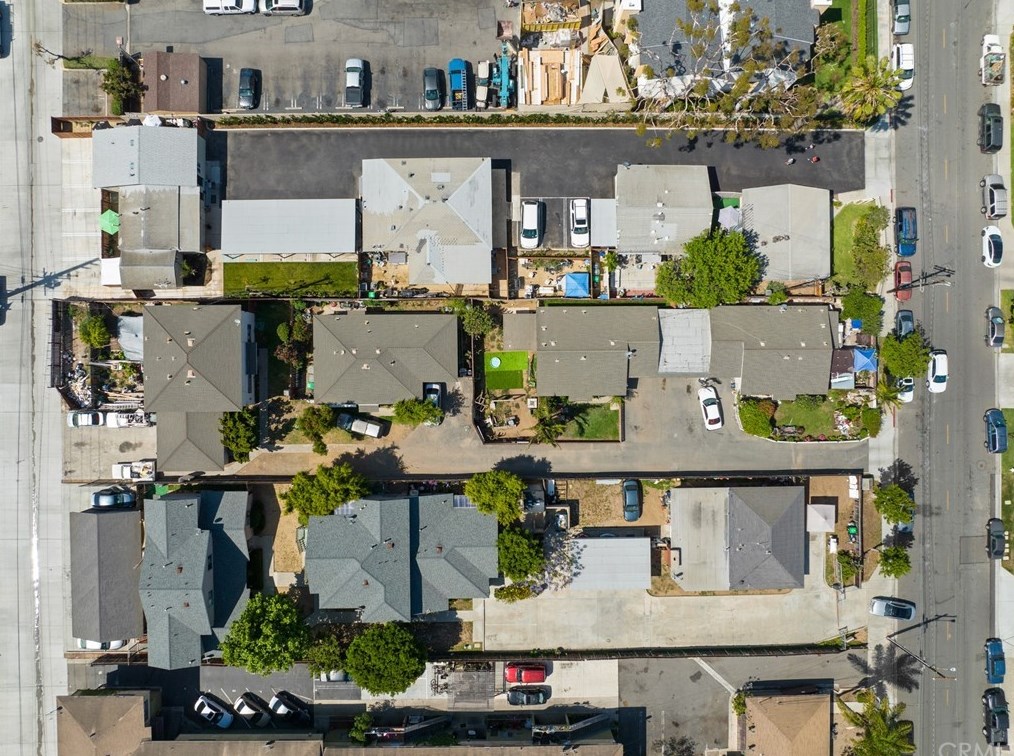 1971 Wallace Ave, Costa Mesa CA  92627-6255 exterior