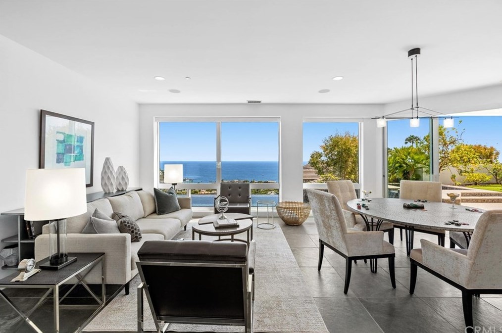1125 Emerald Bay, Laguna Beach CA  92651-1261 exterior