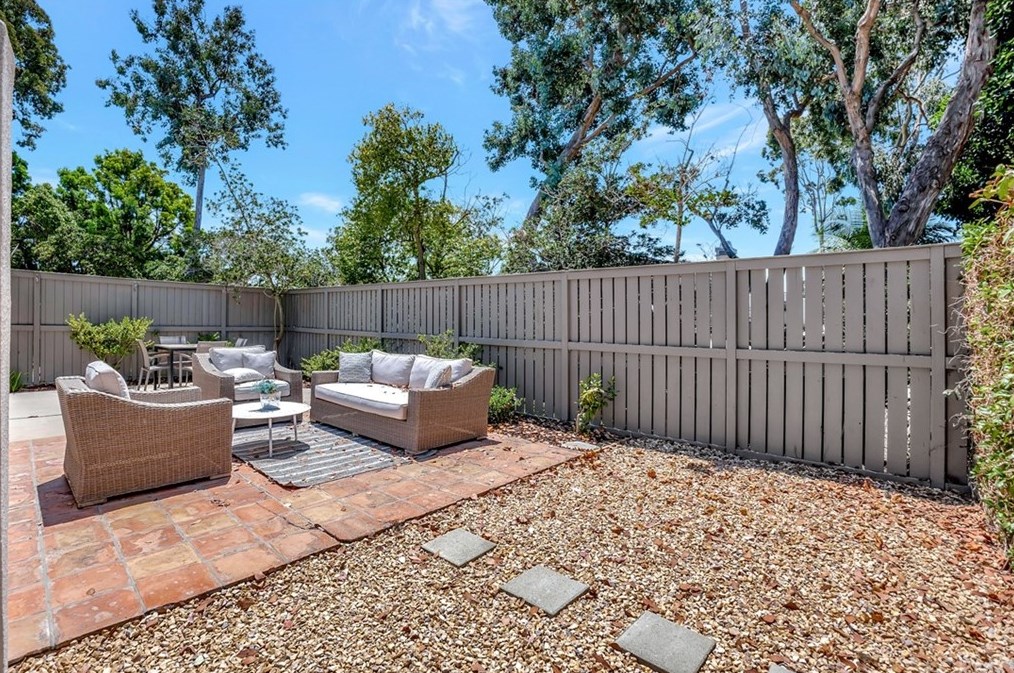 7202 Deep Harbor Dr, Huntington Beach CA  92648-3056 exterior