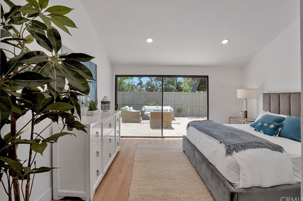 7202 Deep Harbor Dr, Huntington Beach CA  92648-3056 exterior