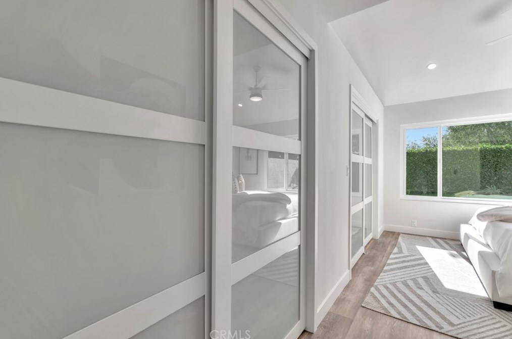 8662 Anchorage Dr, Huntington Beach CA  92646-3202 exterior