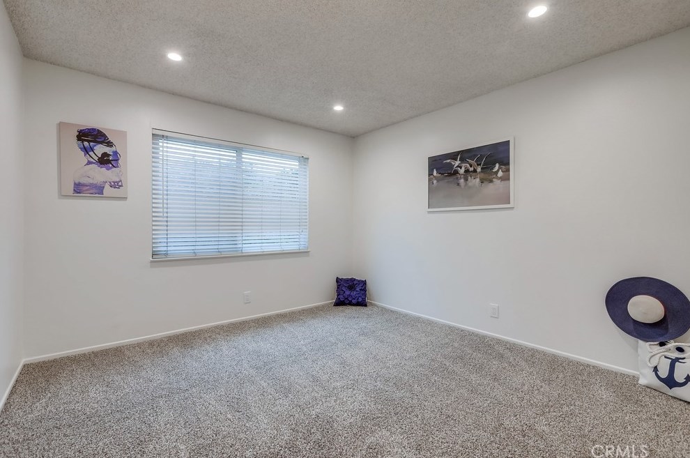 2967 Mindanao Dr, Costa Mesa CA  92626-3614 exterior