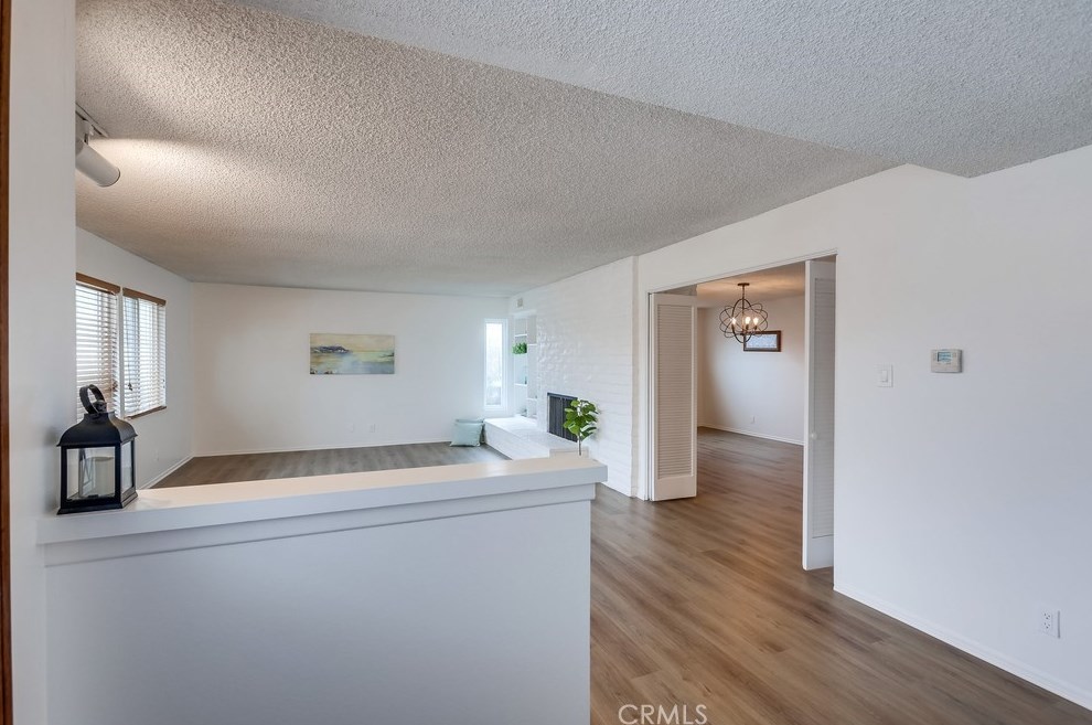 2967 Mindanao Dr, Costa Mesa CA  92626-3614 exterior