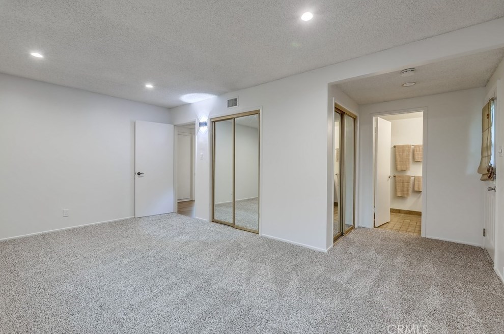 2967 Mindanao Dr, Costa Mesa CA  92626-3614 exterior