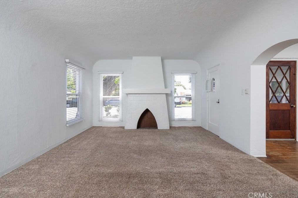 178 Virginia Pl, Costa Mesa CA  92627-1712 exterior