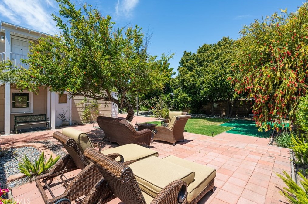 178 Virginia Pl, Costa Mesa CA  92627-1712 exterior