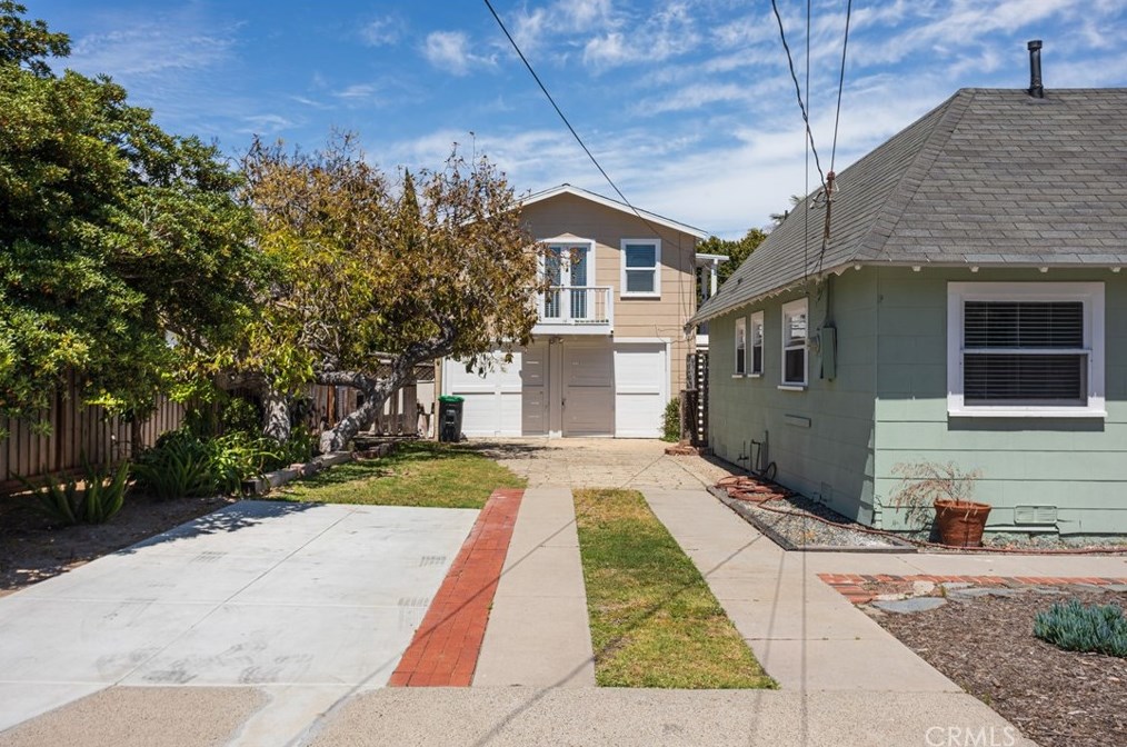 178 Virginia Pl, Costa Mesa CA  92627-1712 exterior