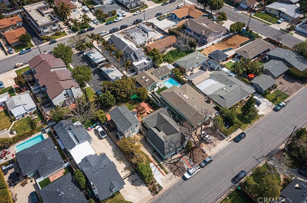 178 Virginia Pl, Costa Mesa CA  92627-1712 exterior