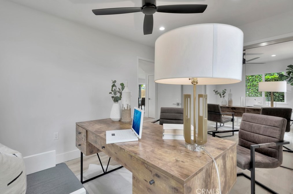 9521 Landfall Dr, Huntington Beach CA  92646-8211 exterior