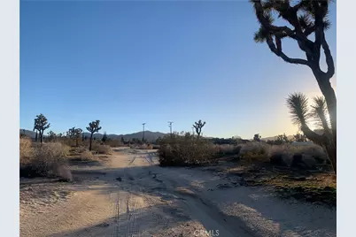 57335 Twentynine Palms, Yucca Valley, CA 92284 - Photo 9