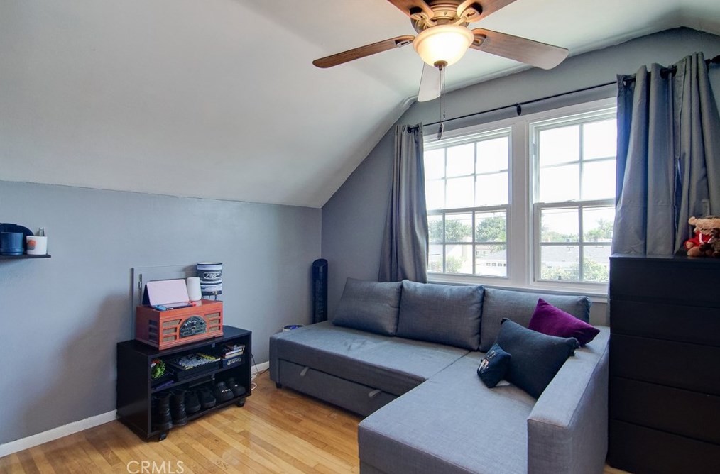6271 Cherokee Dr, Westminster CA  92683-2003 exterior