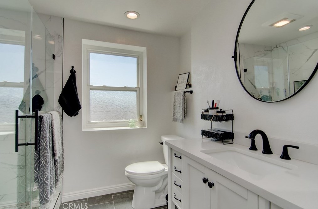 6271 Cherokee Dr, Westminster CA  92683-2003 exterior
