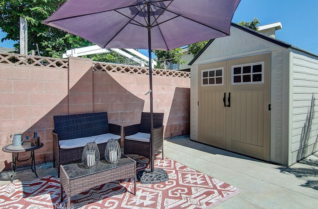 6271 Cherokee Dr, Westminster CA  92683-2003 exterior
