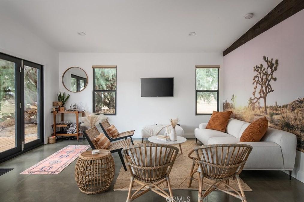 5725 Sunfair Rd, Joshua Tree CA  92252 exterior