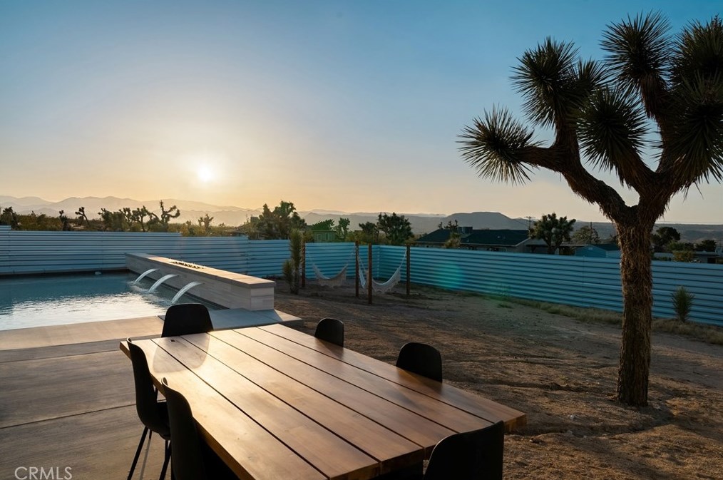 60208 Pueblo Trl, Joshua Tree CA  92252-2940 exterior