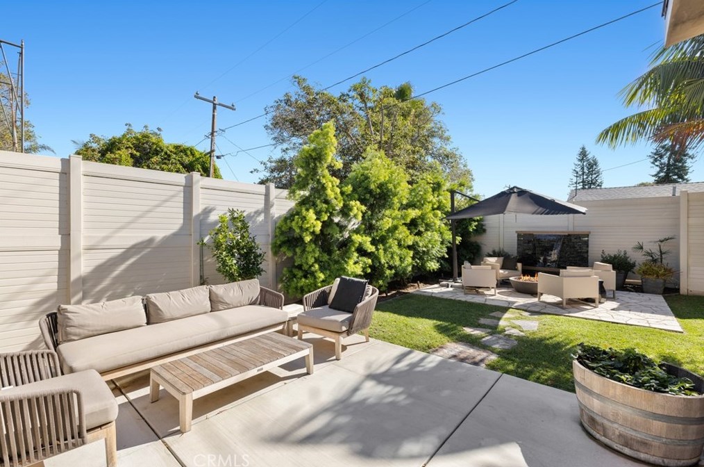 2442 Orange Ave, Costa Mesa CA  92627-1319 exterior