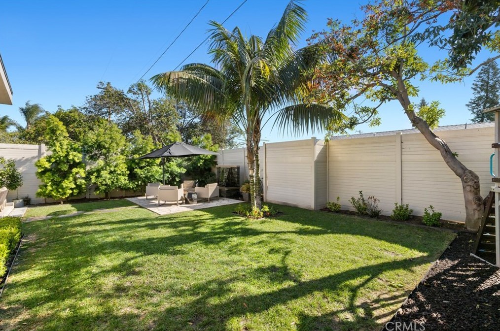 2442 Orange Ave, Costa Mesa CA  92627-1319 exterior