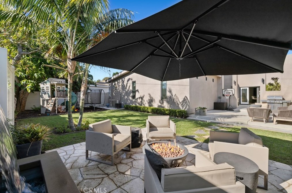 2442 Orange Ave, Costa Mesa CA  92627-1319 exterior