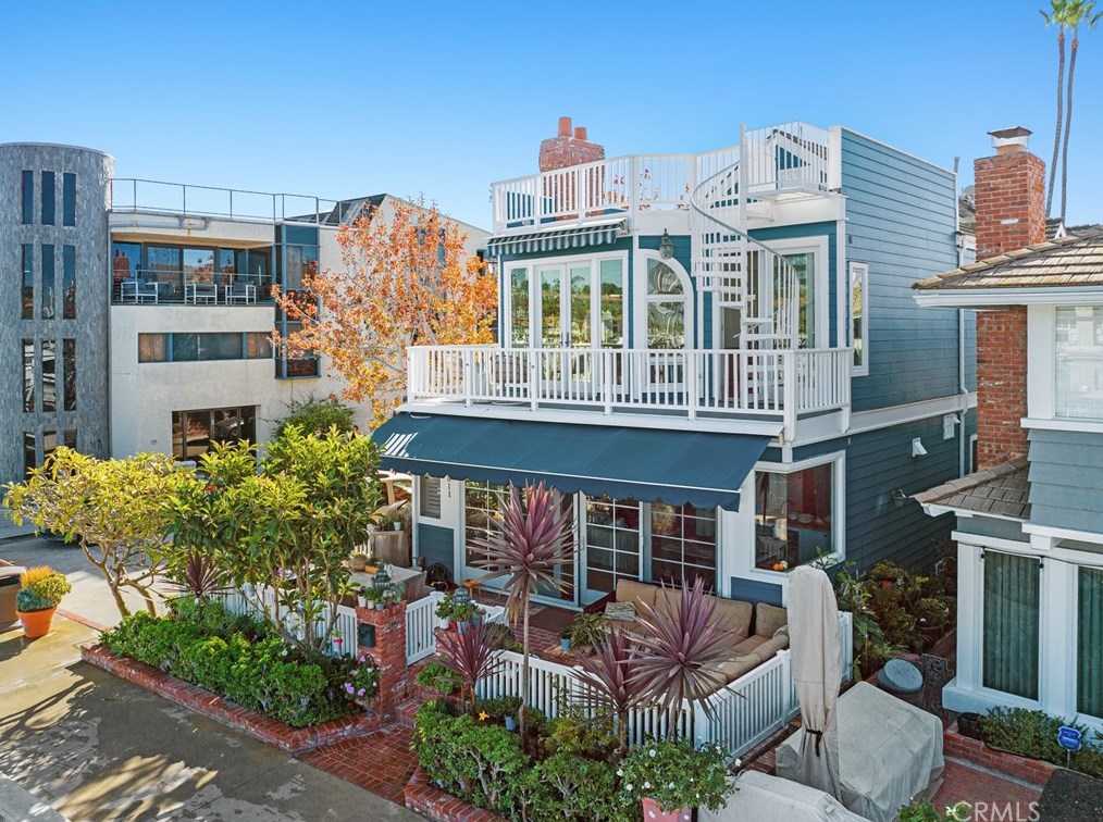 811 1/2 N Bay Front, Newport Beach, CA 92662