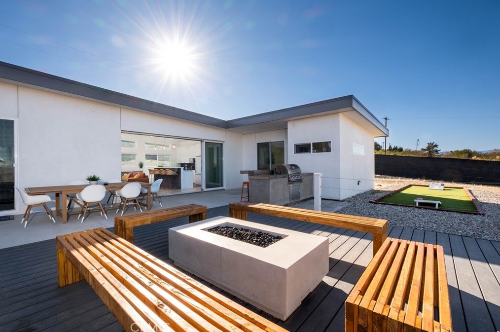 64024 Sullivan Rd, Joshua Tree CA  92252-5176 exterior