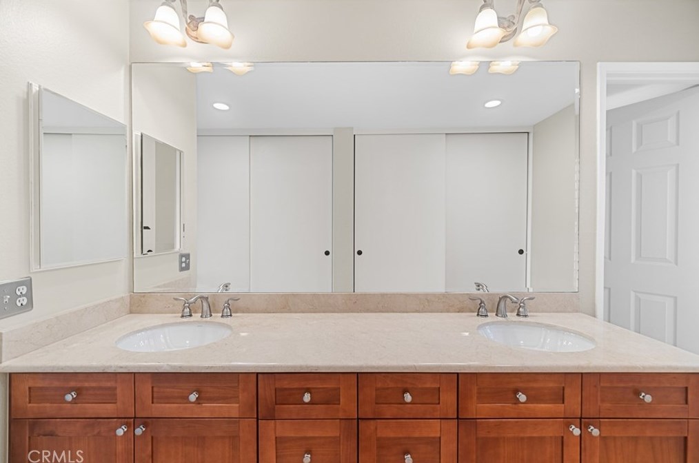 14 Nuevo, Irvine CA  92612-2610 exterior