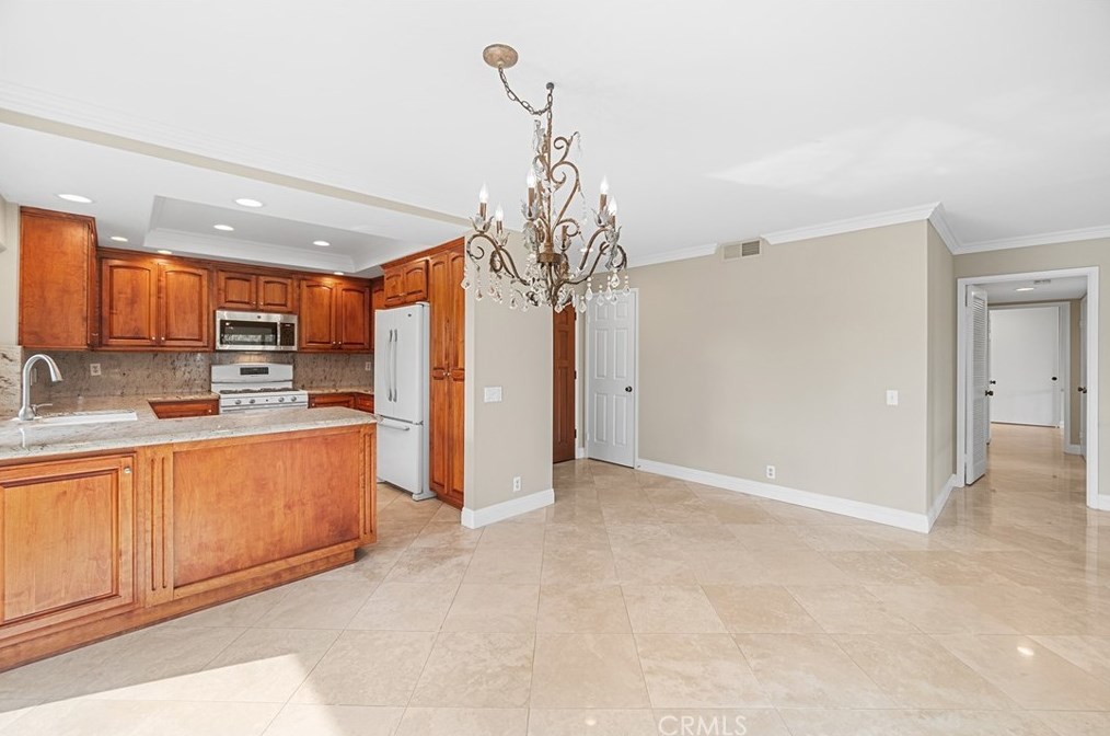 14 Nuevo, Irvine CA  92612-2610 exterior