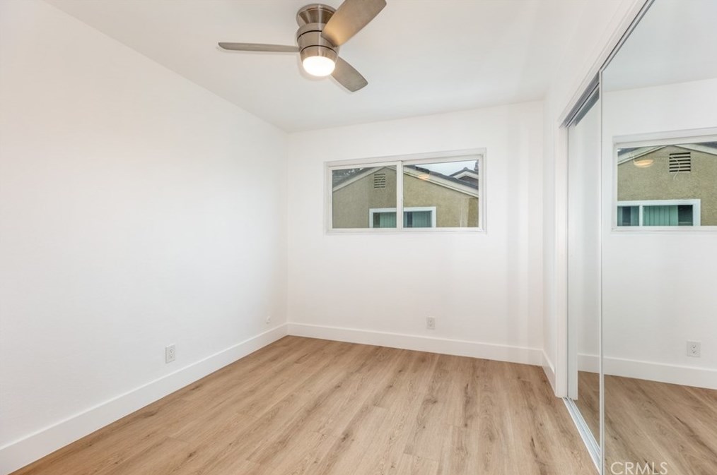 1586 Elm Ave, Anaheim CA  92802-1348 exterior