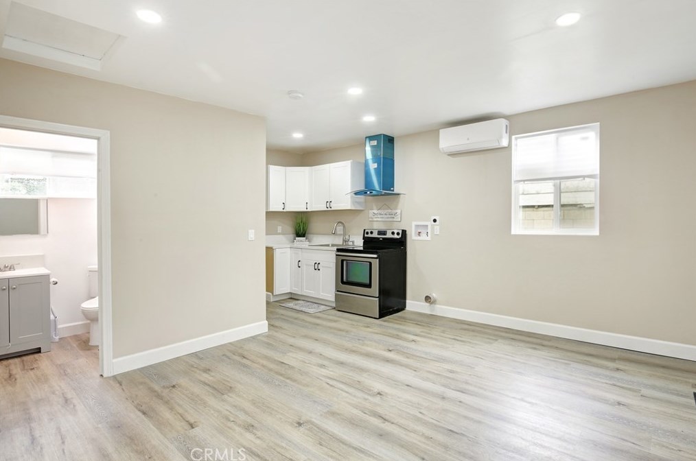 220 Mountain View Ave, Glendora CA  91741-3301 exterior