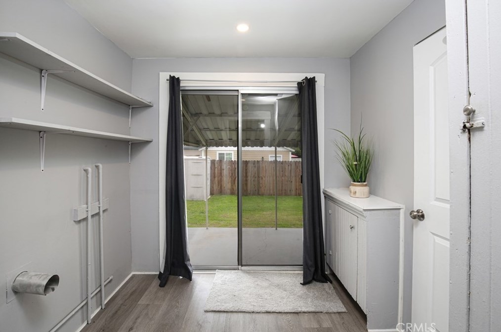 220 Mountain View Ave, Glendora CA  91741-3301 exterior