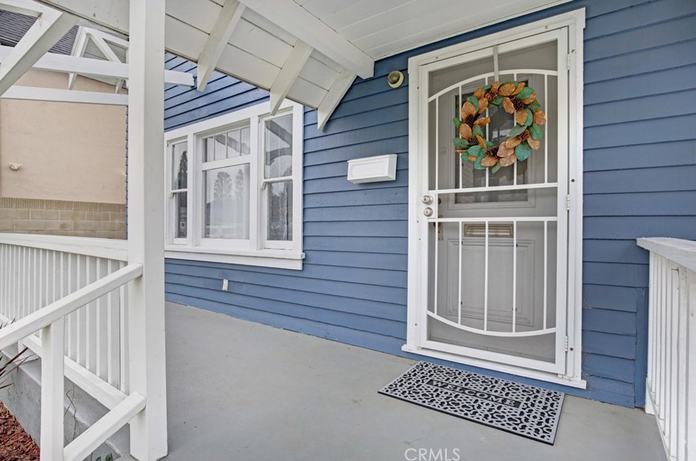 220 Mountain View Ave, Glendora CA  91741-3301 exterior