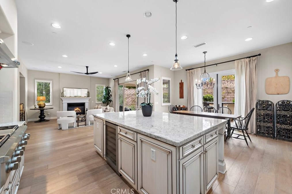 117 Long Fence, Irvine CA  92602-1807 exterior