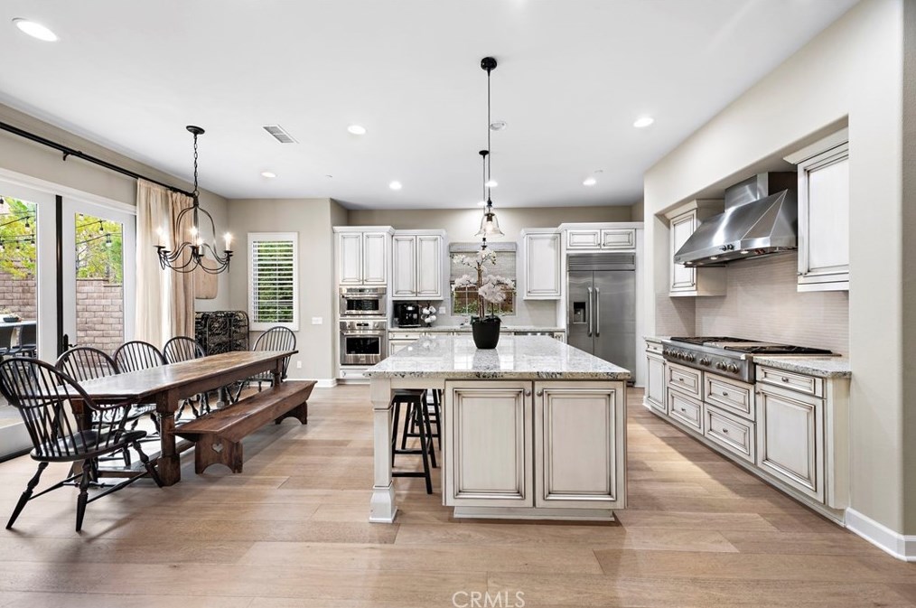 117 Long Fence, Irvine CA  92602-1807 exterior