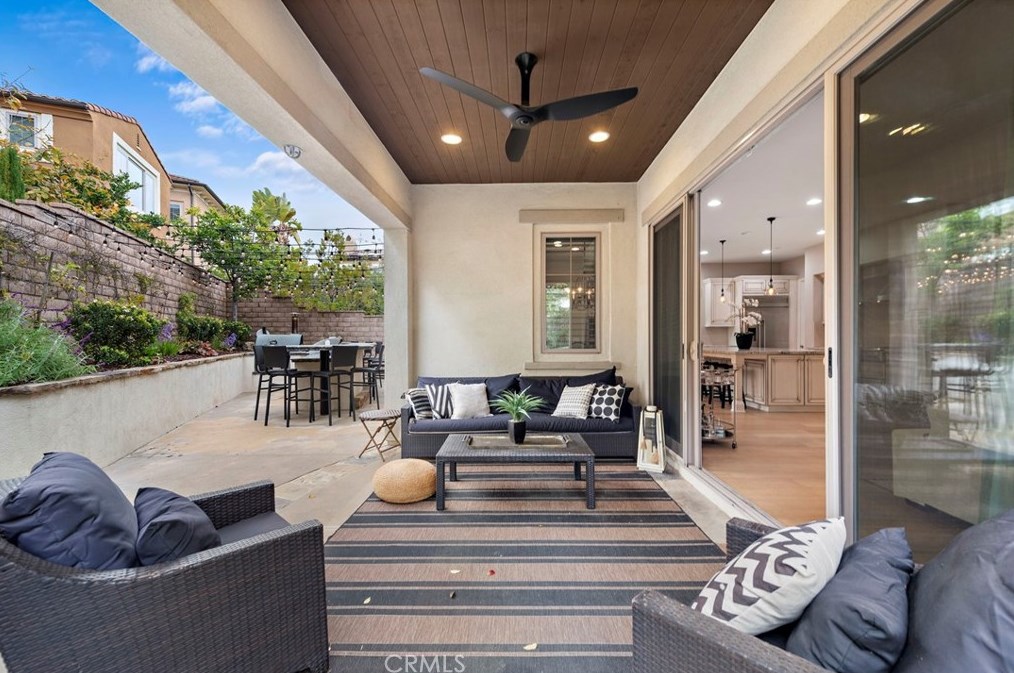 117 Long Fence, Irvine CA  92602-1807 exterior