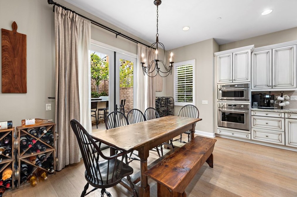 117 Long Fence, Irvine CA  92602-1807 exterior