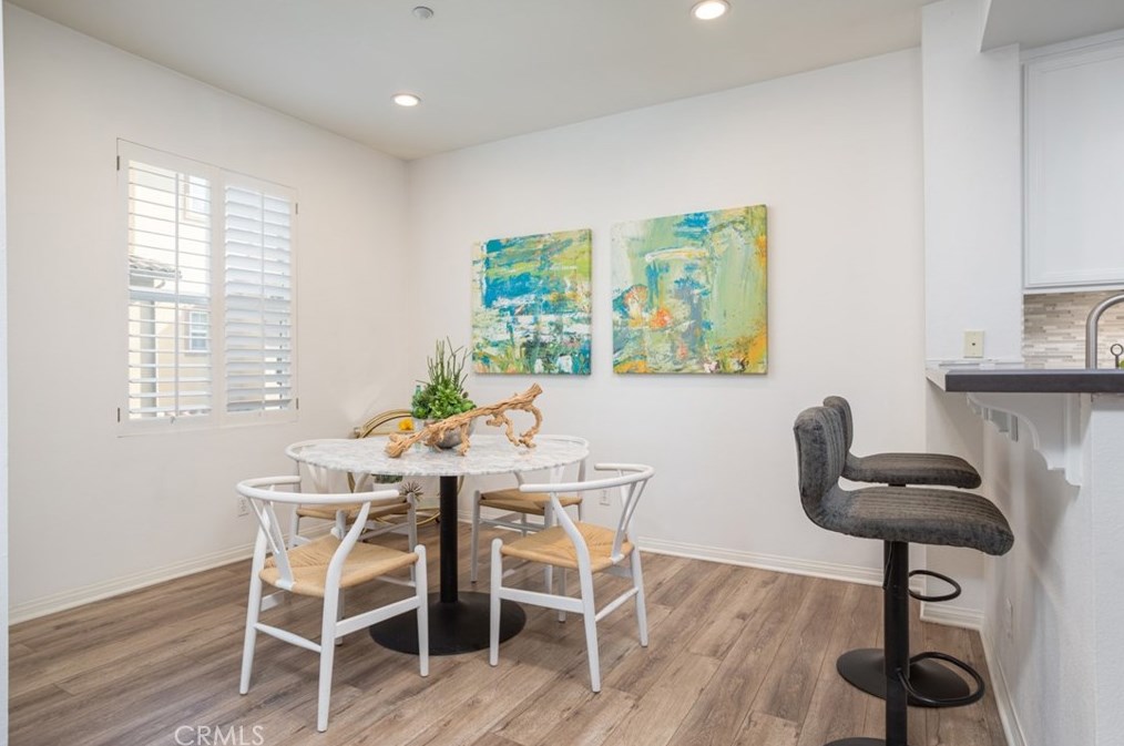 231 Coral Rose, Irvine CA  92603-0103 exterior