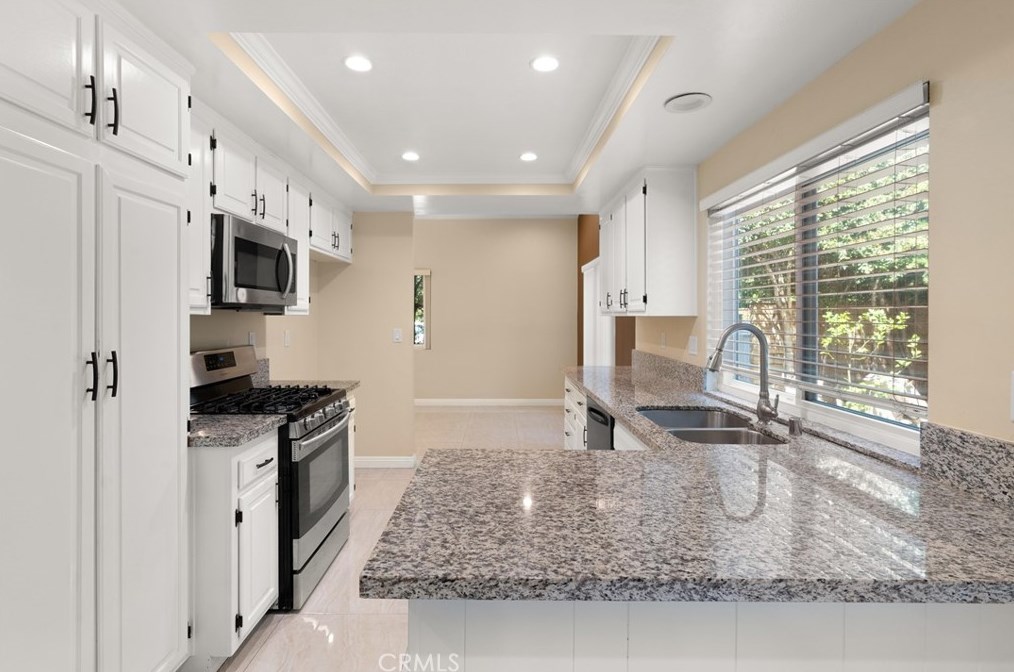 1 Tortoise Shell, Irvine CA  92604-1943 exterior