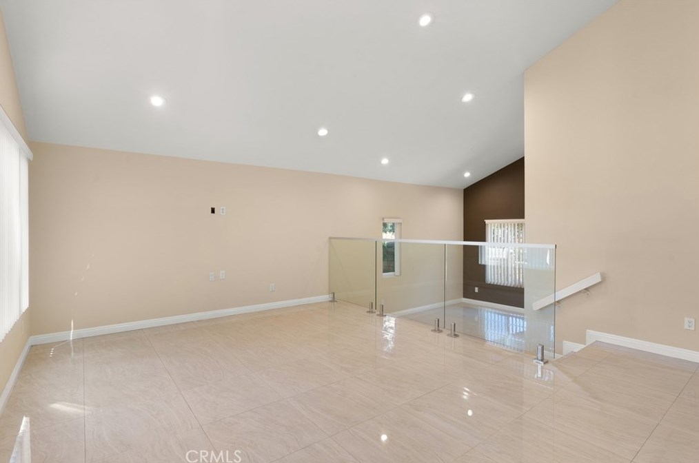 1 Tortoise Shell, Irvine CA  92604-1943 exterior