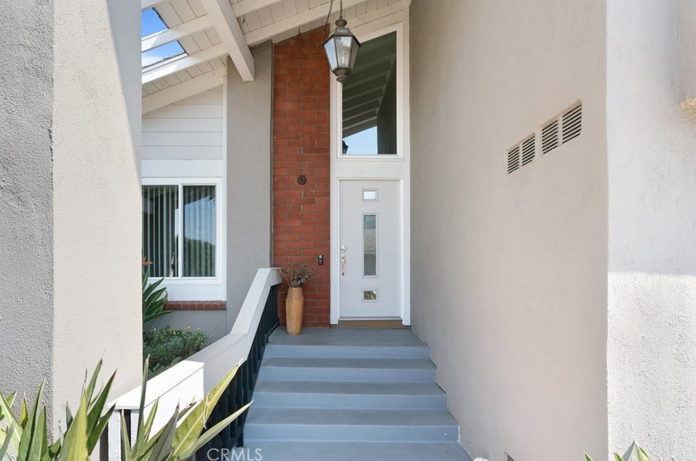 1 Tortoise Shell, Irvine CA  92604-1943 exterior