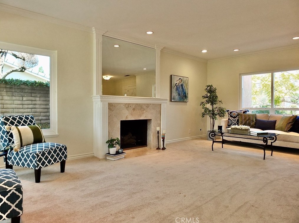 1619 Clear Creek Dr, Fullerton CA  92833-1437 exterior