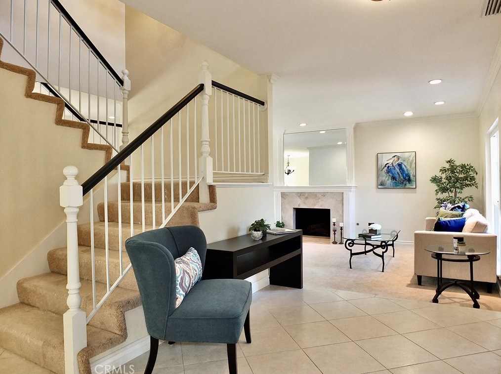 1619 Clear Creek Dr, Fullerton CA  92833-1437 exterior